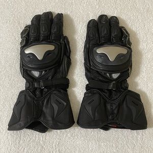 Cortech Hydro GT Gloves
Motorcycle Gloves 
Size Large
Excellent condition